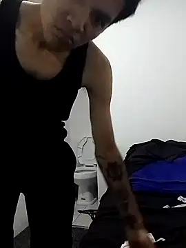 Snapshot of iRusx chatting on October 2025 08:44:01 PM iRusx online show from October 2025 08:44:01 PM