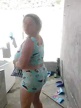 Miss-tetas online show from December 2025 03:54:01 PM