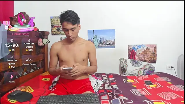 Snapshot of Roxana_Tony chatting on October 2025 02:20:02 AM Roxana Tony online show from October 2025 02:20:02 AM