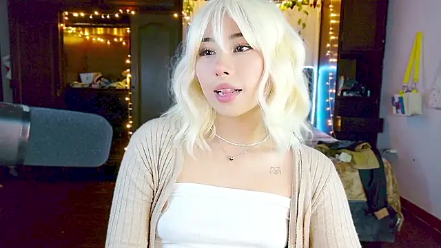 Shisuku Sophi online show from February 2026 03:54:01 AM