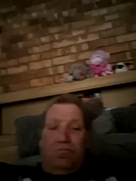 wallacelegend online show from September 2025 05:07:01 AM