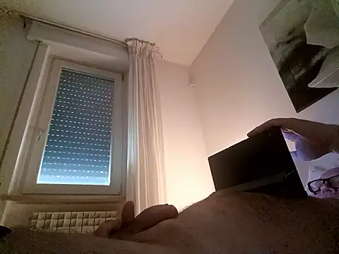 Io125 online show from April 2026 06:05:02 AM