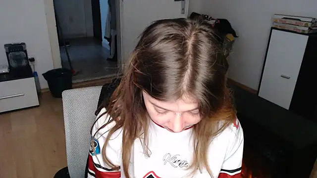 Aliens4twenty online show from September 2025 05:45:02 AM