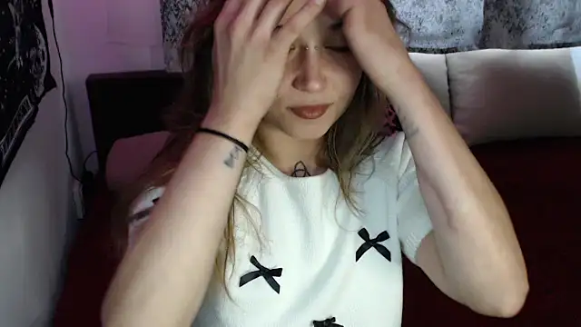 Aliens4twenty online show from October 2025 12:08:02 PM