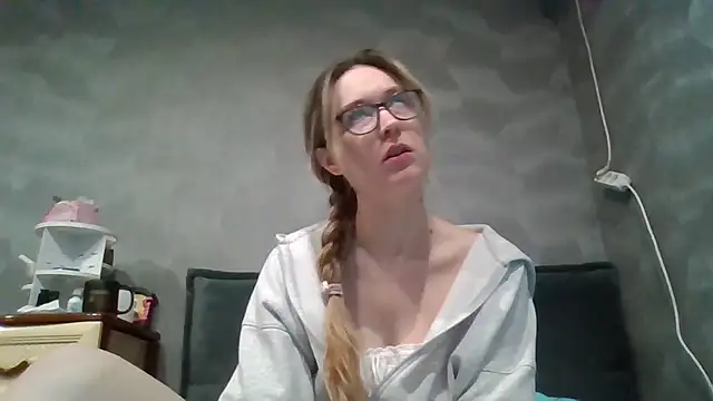 Jugira online show from October 2025 11:04:01 PM