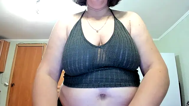 Snapshot of KATTYWARM_ chatting on November 2025 08:36:02 PM KATTYWARM online show from November 2025 08:36:02 PM