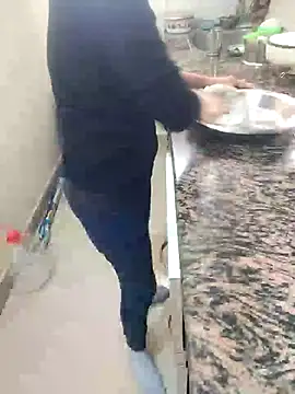 Pihu Chopra online show from December 2025 04:29:01 AM