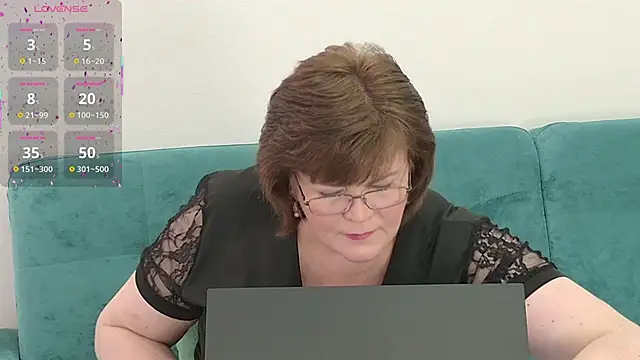 Sandra Sunrise online show from October 2025 08:33:01 AM