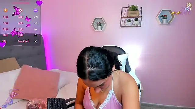 Snapshot of salome_rojas_ chatting on July 2026 02:10:01 PM salome rojas online show from July 2026 02:10:01 PM