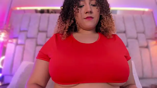 Snapshot of LissyConan chatting on September 2025 08:19:01 PM LissyConan online show from September 2025 08:19:01 PM