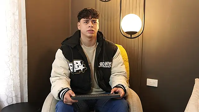 Ethan occonor online show from September 2025 12:42:02 PM