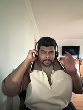 Snapshot of CrazyShashank chatting on February 2026 01:16:01 PM CrazyShashank online show from February 2026 01:16:01 PM