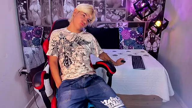 Enrrixxx  online show from September 2025 12:58:02 AM