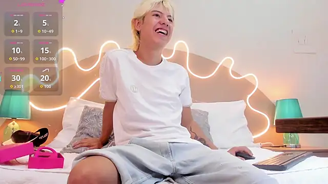 Enrrixxx  online show from October 2025 12:27:01 AM