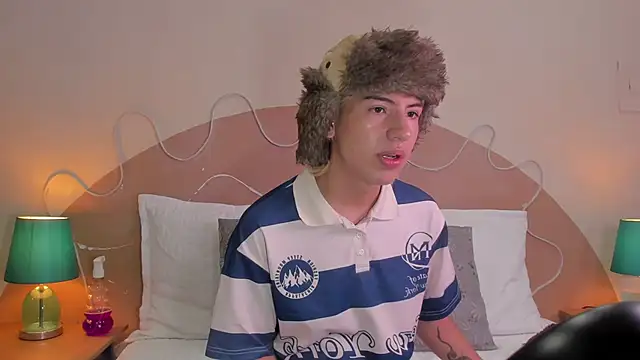 Enrrixxx  online show from November 2025 12:21:02 AM