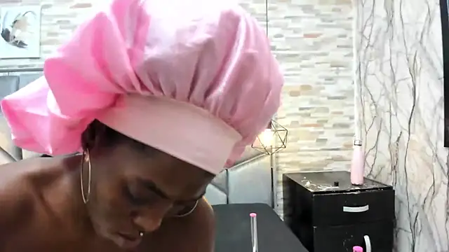 MELODY FIRE  online show from October 2025 01:41:02 PM