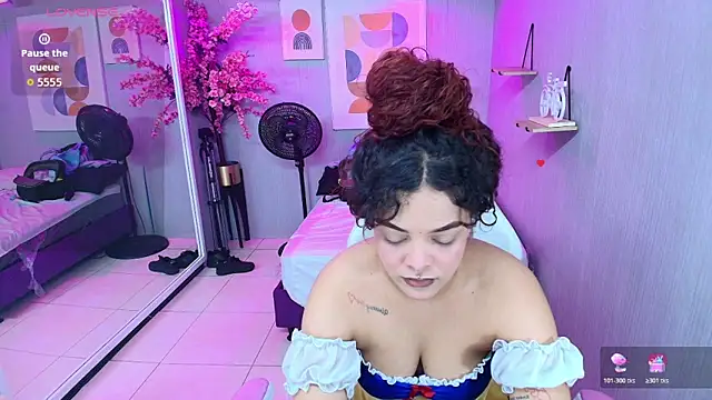 Maggy t18 online show from April 2026 03:32:01 AM