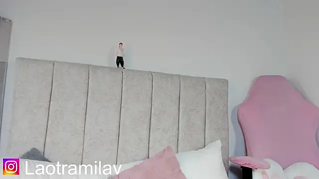 juliettaa 1 online show from April 2026 11:40:02 PM