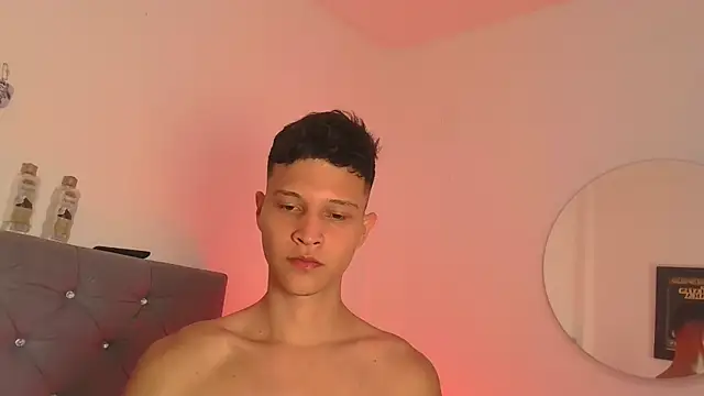 Twinkcock22 online show from October 2025 10:21:01 PM