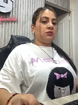 megvibes online show from October 2025 04:42:01 PM