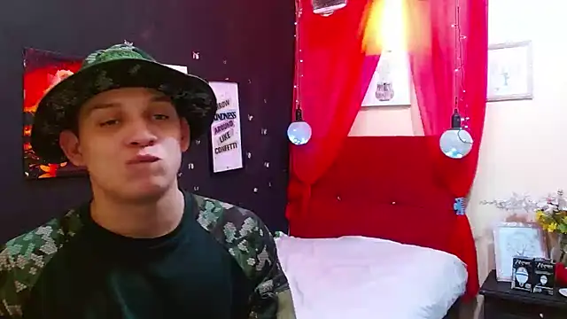 luccasbigcock online show from September 2025 10:43:01 PM