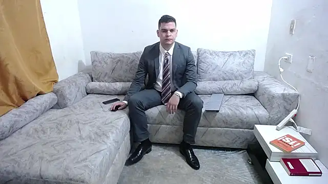 Victor Maitland online show from September 2025 03:40:02 AM