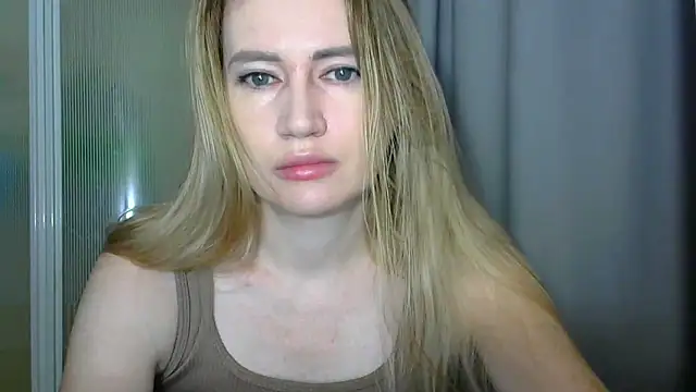 Snapshot of JessFoxxx chatting on September 2025 01:38:02 AM JessFoxxx online show from September 2025 01:38:02 AM