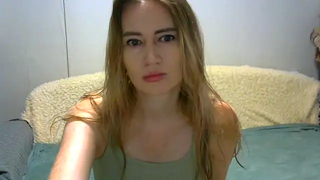 Snapshot of JessFoxxx chatting on September 2025 03:30:01 AM JessFoxxx online show from September 2025 03:30:01 AM