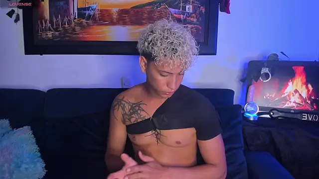 ECSTASYX2 2001 online show from February 2026 05:28:02 AM