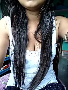 Desi couple305 online show from October 2025 01:47:01 AM