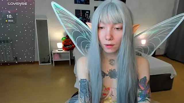 Snapshot of tattoo_art_baby chatting on October 2025 01:40:01 AM tattoo art baby online show from October 2025 01:40:01 AM