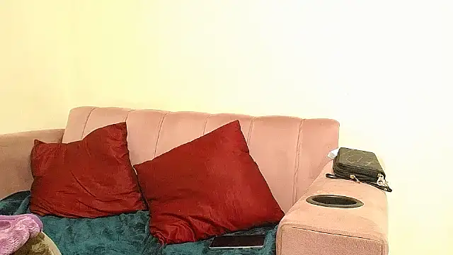 Snapshot of Goddessberry chatting on October 2025 04:51:01 PM Goddessberry online show from October 2025 04:51:01 PM