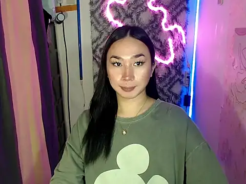 in yourdreamstarxx online show from January 2026 06:01:01 PM