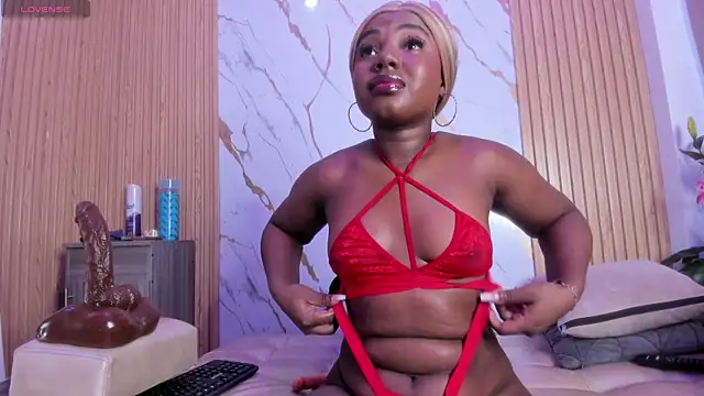 Eva Johnss online show from November 2025 12:37:02 PM