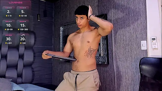 jaze bradley online show from October 2025 11:21:01 AM