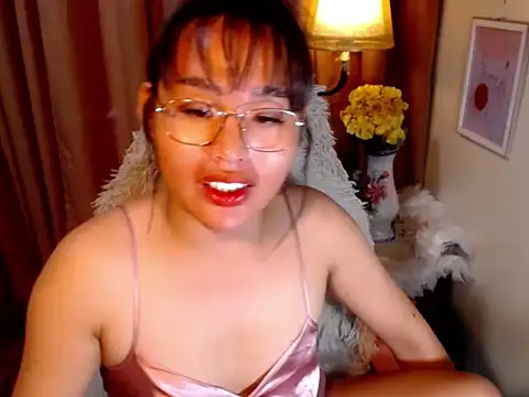 urmidnightcravingsxx online show from April 2026 11:52:02 PM