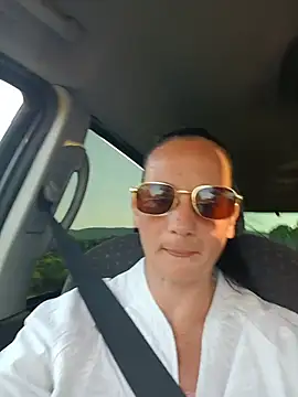 caro252 online show from June 2026 06:09:01 PM