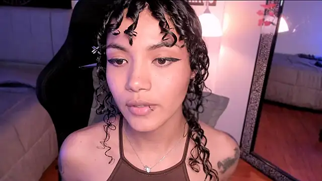 Snapshot of Nati____ chatting on October 2025 04:13:02 AM Nati online show from October 2025 04:13:02 AM