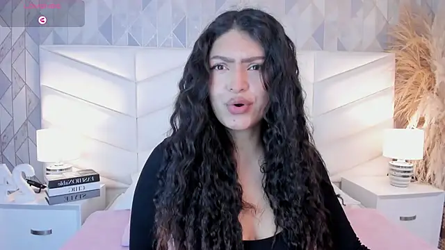 Snapshot of victoria___jonnes chatting on September 2025 12:28:01 PM victoria jonnes online show from September 2025 12:28:01 PM