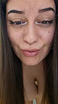 Larissa4U online show from October 2025 09:15:01 AM