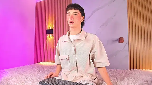 austin rouse online show from October 2025 06:53:01 PM