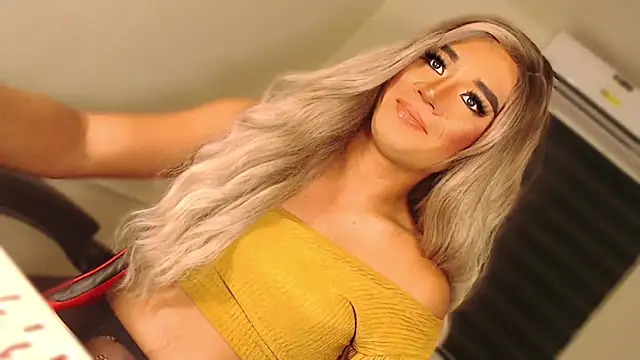 SissifyMeNow online show from October 2025 06:50:02 PM