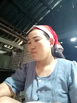 Snapshot of jienrrr chatting on September 2025 04:12:02 AM jienrrr online show from September 2025 04:12:02 AM