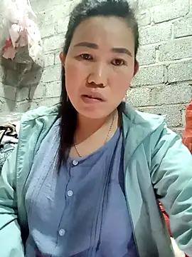 jienrrr online show from October 2025 01:51:01 PM