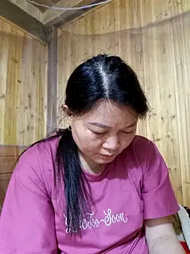 yoowwmr online show from November 2025 03:57:01 PM