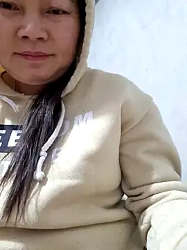 yoowwmr online show from January 2026 03:14:02 PM