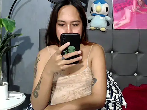 urtranspinay online show from November 2025 07:58:02 PM