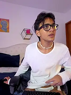 jin luna online show from September 2025 02:36:02 AM