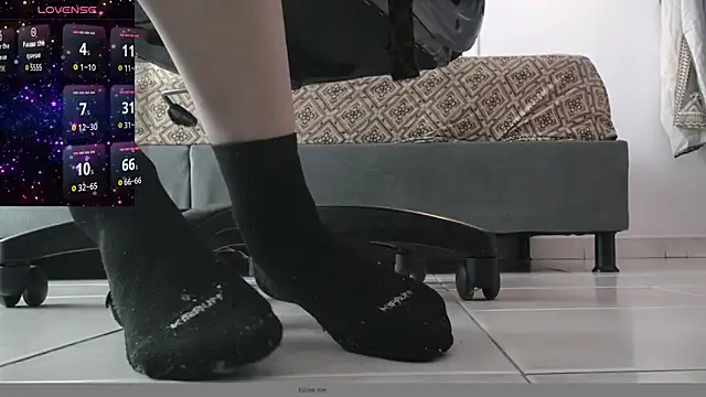 nentori moon online show from November 2025 09:04:02 PM