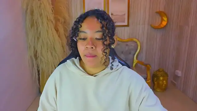 Snapshot of risada_temptation_s chatting on October 2025 03:16:01 AM risada temptation s online show from October 2025 03:16:01 AM